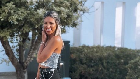 Αθηνά Οικονομάκου