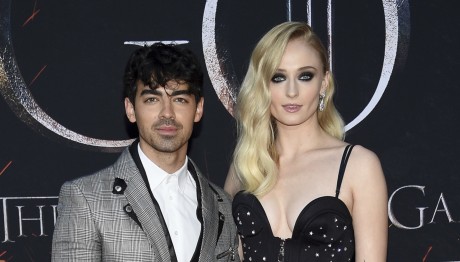 Τζο Τζόνας - Σόφι Τέρνερ