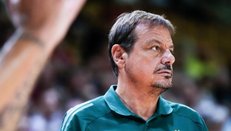 Aταμάν: Με Ποιον Παίκτη Τρίβει Τα Χέρια Του;