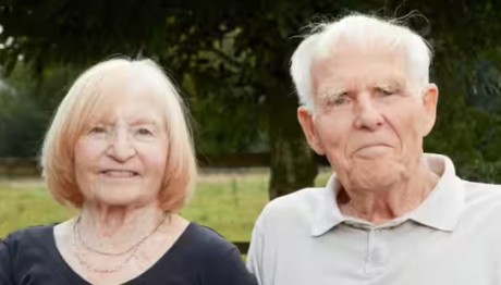 Ευθανασία: Ζευγάρι Βρετανών Αποφάσισε Να Πεθάνει Μαζί