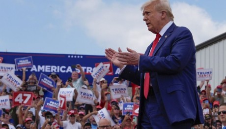 Ντόναλντ Τραμπ: Πυροβολισμοί Κοντά Στη Λέσχη Γκολφ Του