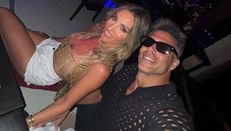 Αθηνά Οικονομάκου