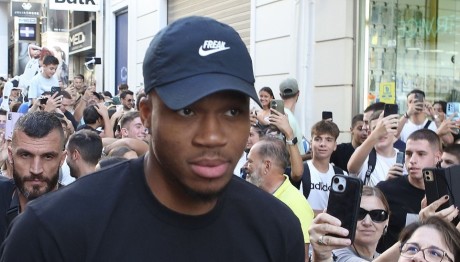 Αδερφοί Αντετοκούνμπο: Έκαναν Πάρτι Στο Μαγαζί Τους