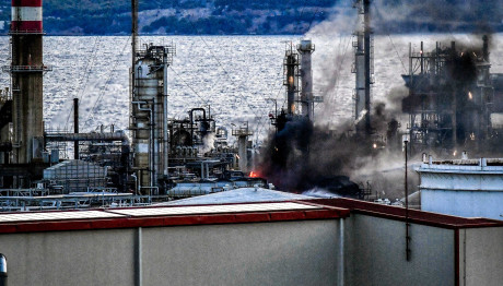 Motor Oil: Νέα Ανακοίνωση Για Φωτιά Σε Διυλιστήρια