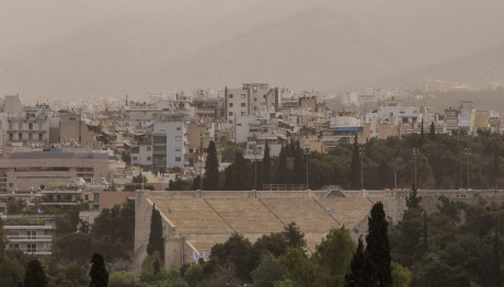 Καιρός: Υποτροπικός Αεροχείμαρρος Φέρνει Ζέστη Και Σκόνη