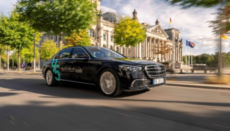Mercedes: Τι άλλαξε στο αυτόνομο σύστημα οδήγησης