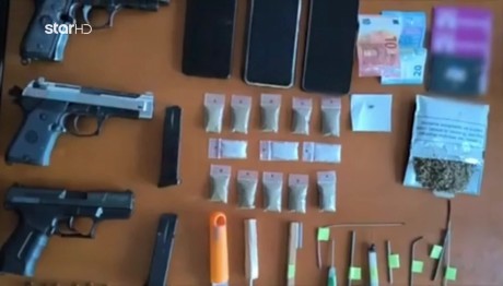 Σωφρονιστικός Έβαζε Ναρκωτικά Στη Φυλακή - Οι Διάλογοι Φωτιά