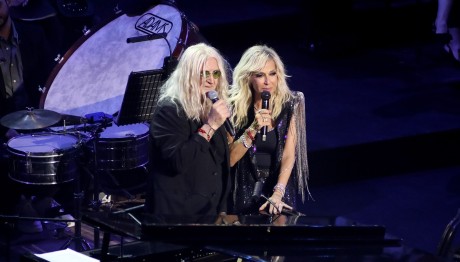 Νίκος Καρβέλας - Άννα Βίσση