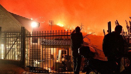 Φωτιά Ξυλόκαστρο: Δύο Νεκροί