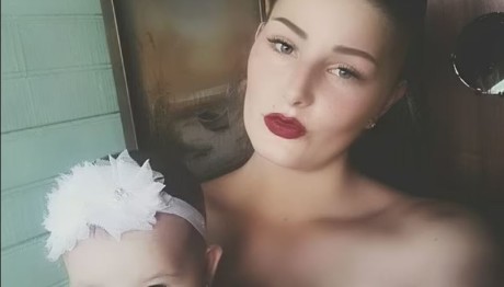 Δολοφονία Μοντέλου Που Πήγαινε Στα Γενέθλια Της Κόρης Της