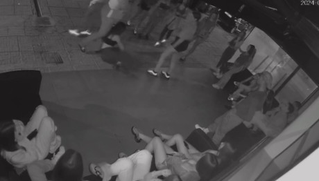 Γλυφάδα: Σοκάρει Αυτόπτης Μάρτυρας Του Ξυλοδαρμού 14χρονης