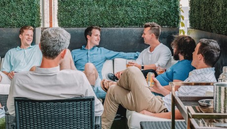 «Σωματείο Ταλαιπωρημένων Συζύγων»