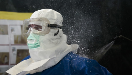 Ιός Μάρμπουγκ: Ύποπτα Κρούσματα Σε Τρένο Του Αμβούργου