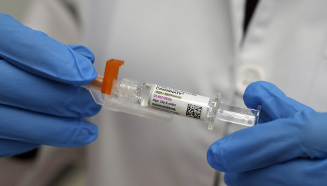 Εμβόλιο Καρκίνου Ωοθηκών: Τι Γνωρίζουμε Μέχρι Σήμερα