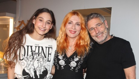 Σμαράγδα Καρύδη