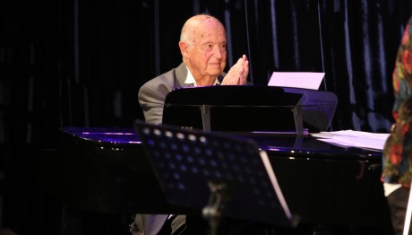 Μίμης Πλέσσας