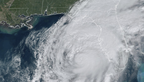 Τυφώνας Μίλτον: Βίντεο Δείχνει Τι Ζημιές Θα Κάνει