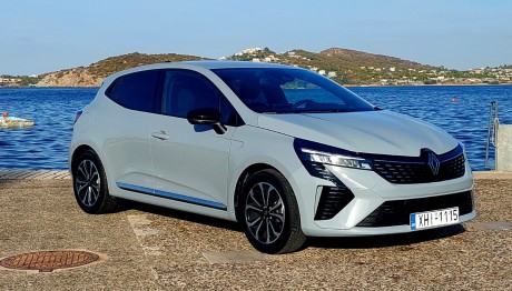 To Renault Clio που ξεχωρίζει για την οικονομία και την μεγάλη αυτονομία