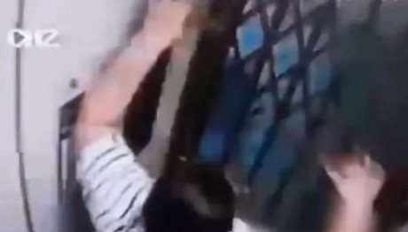 Γυναίκα Σκοτώθηκε, Όταν Έπεσε Το Ασανσέρ Από Τον 5ο Όροφο!