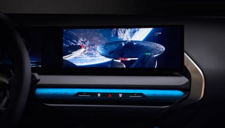 BMW:  Η μοναδική ψυχαγωγία στην οθόνη του αυτοκινήτου σας