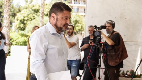 Χαρδαλιάς ξήλωμα υπαλλήλων