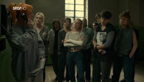 IQ 160:Η Μουρίκη Θέλει Πραγματα Για Τους Πληροφοριοδότες Της