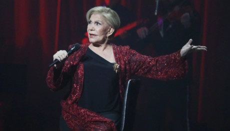 Μαρινέλλα: «Πήρε Τέτοια Αγάπη Από Τον Κόσμο...»