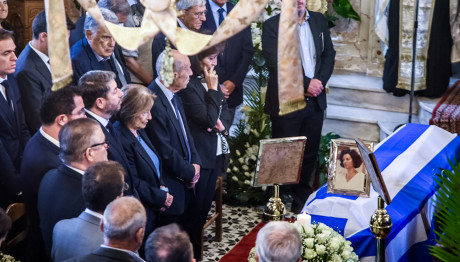 Βάσω Παπανδρέου: Όλο Το ΠΑΣΟΚ Έδωσε Το Παρόν Στην Κηδεία Της