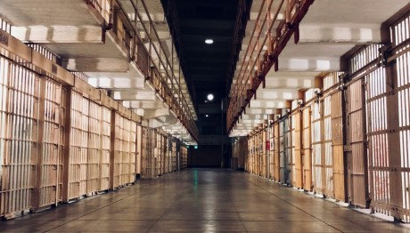 Ζιμπάρντο: Πέθανε Ο Ψυχολόγος Του Πειράματος Του Στάνφορντ