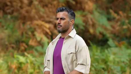 Γιάννης Τσιμτσέλης: Ακύρωσε Τις Παραστάσεις Του Στο Θέατρο