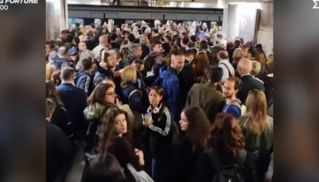 Μετρό Σύνταγμα: Απίστευτες Εικόνες Συνωστισμού