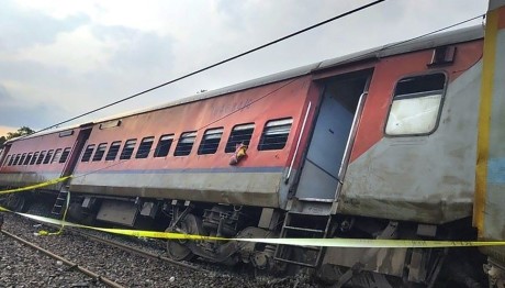 εκτροχιασμός τρένου