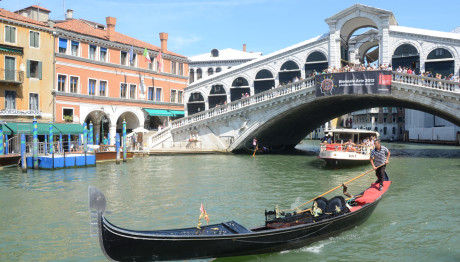 Βενετία: Επίσκεψη Στα Κανάλια Με Εισιτήριο 10 Ευρώ
