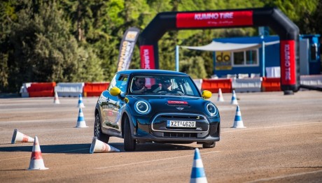 Kumho: Ποιο είναι το ιδανικό ελαστικό της για τα ηλεκτρικά αυτοκίνητα