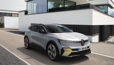 Renault Megane E-Tech Electric: Σε τιμή που δεν παίζεται