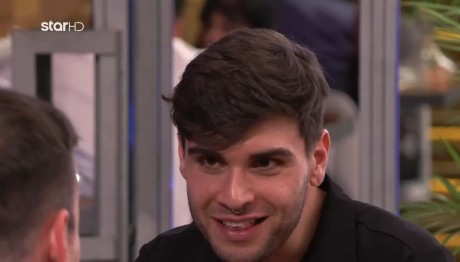 First Dates: «Δεν Tρώω Tα Basic Ψάρια Που Είναι Γκρι»