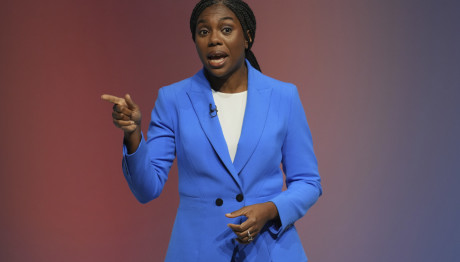 Βρετανία: Η Κέμι Μπάντενοχ Διάδοχος Του Σούνακ Στους Τόρις