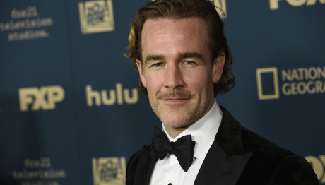 Τζέιμς Βαν Ντερ Μπικ: Δίνει «Μάχη» Με Τον Καρκίνο