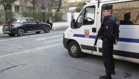 Παρίσι: Επίθεση Με Τσεκούρι Σε Σιδηροδρομικό Σταθμό