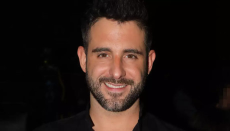 Λιβάνης: Η Τρυφερή Φωτογραφία Με Τον Δύο Μηνών Γιο Του