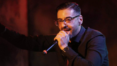 Δύσκολες Ώρες Για Τον Μιθριδάτη - Πέθανε Ο Πατέρας Του