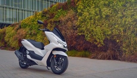 Αυτή είναι η ανανεωμένη HONDA PCX125