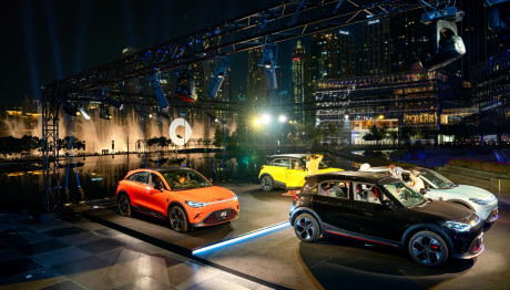 Τα smart #1 & smart #3 έφτασαν στις εκθέσεις των αντιπροσώπων