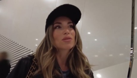 Αθηνά Οικονομάκου