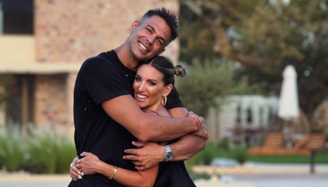 Οικονομάκου: Ταξίδι - Έκπληξη Στην Ιταλία Για Τον Tσερέλα