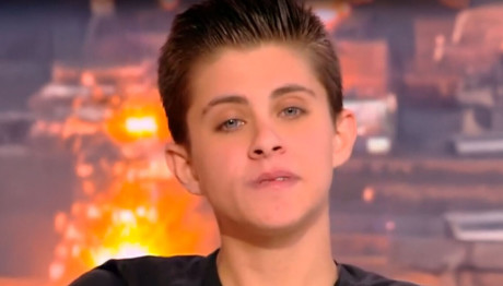 αμαλιαδα  - Μουρτζούκου: «Δεν Πρέπει Να Βγαίνω Στην TV»