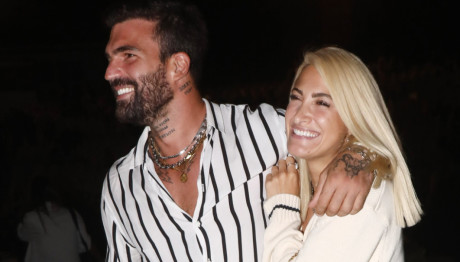 Τούνη: «Σας παρακαλώ μη βγάλετε σενάρια ότι χωρίσαμε με τον Δημήτρη»