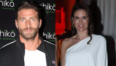 Μανίκας - Πατέρα: Το Ταξίδι Στο Εξωτερικό Και Η Μετακόμιση