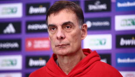 Η απόφαση του Ολυμπιακού για τον Μιλουτίνοφ Πετρούσεφ