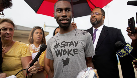 Καπιτώλιο: Απαγορεύεται Στις Τρανς Η Χρήση Γυναικείων WC